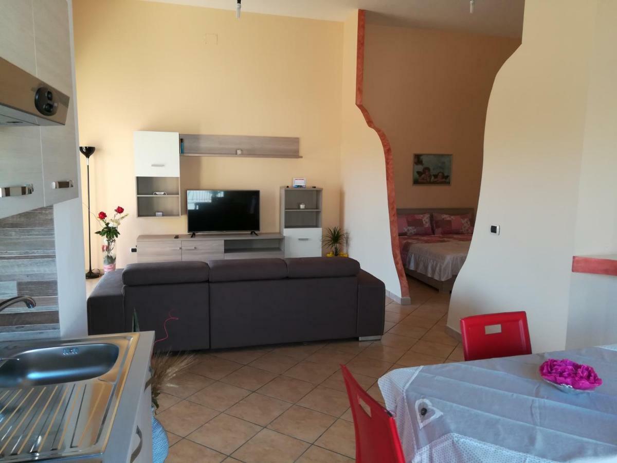 Villa Dolce Casa Sara à Collemeto Extérieur photo